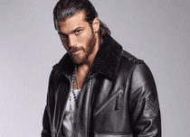 Can Yaman, „Parola: Te iubesc! ”, are o nouă iubită. Aflaţi despre cine e vorba!