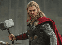 Ciocanul lui Thor, „mazilit” în garajul casei lui Chris Hemsworth