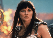 Cum arată la 57 de ani „Xena, prințesa războinică”. Lucy Lawless s-a afișat pe internet fără pic de machiaj