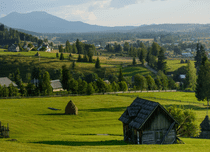 Drumeții și trasee montane spectaculoase în jurul stațiunii Vatra Dornei