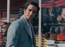 „Muzeul inocenței” ajunge pe Netflix: o poveste de dragoste și obsesie în Istanbulul anilor ’70. Distribuție și trailer