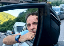 Dan Negru, mesaj viral după 30 de ani de navetă: „Unde-s banii din impozite?”. „Monumentul istoric” de pe Valea Oltului care l-a scos din minți pe prezentator