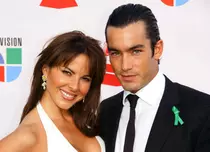 Kate del Castillo și Aarón Díaz au semnat decizia finală de divorț