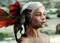 Vom avea un prequel despre trecutul lui Daenerys („Urzeala tronurilor”)