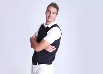 Ernest dă startul unui nou sezon “Pe banii părinţilor”, la Kanal D