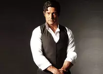 Ce planuri are Fernando Colunga vara aceasta
