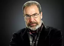 Mandy Patinkin („Homeland”) nu e recunoscut fără barbă