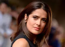 Salma Hayek, la Săptămâna Modei de la Paris