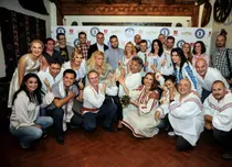 Trăsniţii au sărbătorit Recordul Mondial în stil tradiţional