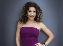 Carmen Brumă se mută la Happy Channel, din toamnă