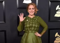 Adele s-a căsătorit în secret. A recunoscut totul pe scena Grammy Awards 2017