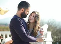 Ezgi Asaroglu, protagonista din "Bahar: Viață furată" (Kanal D), a suferit de depresie