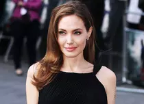 Angelina Jolie, acuzată de exploatarea copiilor din Cambodgia. Iată ce reacție a avut actrița!