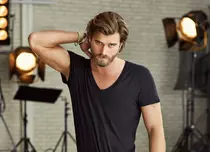 FOTO. Ce mai face Kıvanç Tatlıtuğ, protagonistul serialului „Iubire ascunsă” (Pro 2)