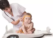(P) Igiena corectă a copilului – de ce ai nevoie de pe nichiduta.ro?