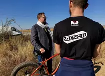 Horia Brenciu a mers 40 de kilometri pe bicicletă  pentru clipul piesei „Sunt cine vreau să fiu”