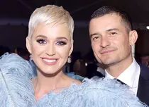 Katy Perry și Orlando Bloom s-au logodit