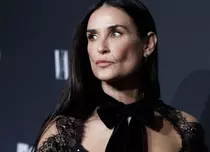Demi Moore a dezvăluit că a fost hărțuită sexual la vârsta de 15 ani
