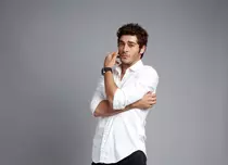 Burak Denz va juca în serialul produs şi scris de Özcan Deniz