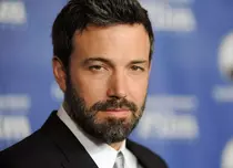 FOTO. Ben Affleck iubește din nou! Cine este noua parteneră a actorului