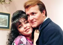 Happy Channel va difuza telenovela „Maria Mercedes”. Ce fac în prezent protagoniștii Thalia și Arturo Peniche
