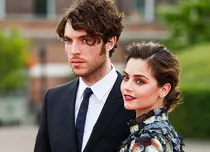 Actorii Jenna Coleman și Tom Hughes s-au despărțit. Care sunt motivele
