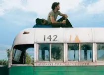 Autobuzul celebru din filmul „În sălbăticie”/„Into the Wild” a ajuns la muzeu