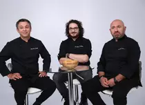 Cine sunt concurenții care vor forma echipele din sezonul 9 „Chefi la cuțite”