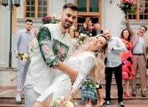 Liviu Teodorescu s-a căsătorit cu iubita din liceu! Primele imagini de la eveniment