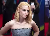 Kristen Stewart și iubita ei, Dylan Meyer, s-au logodit. „Ne căsătorim”