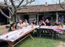 „Poftiți pe la noi! Poftiți la târg” ajunge în premieră în Republica Moldova. Ce sarcini au de îndeplinit Ruby, Jo, SHIFT și What’s UP