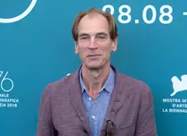 Dispariția misterioasă a lui Julian Sands. Ce au găsit alpiniștii în zona în care a dispărut actorul britanic