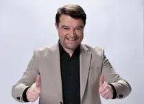 Prima Comedy se lansează oficial de Ziua Păcălelilor, cu Andrei Duban în prim-plan. Ce emisiuni și seriale vor fi în grilă