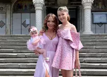 Andreea Antonescu, imagini de senzație de la botezul fiicei sale, Venice Victoria. Ce rochii a purtat artista