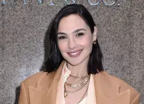 Gal Gadot, senzațională în costum de baie. Cum s-a relaxat actrița din Heart of Stone la piscină
