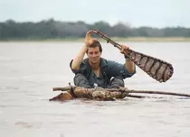 Bear Grylls: “Le-am încercat pe toate”