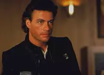 Răfuială dincolo de moarte