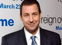 Adam Sandler e cel mai supraplătit actor de la Hollywood