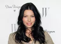 Jessica Biel stă departe de droguri