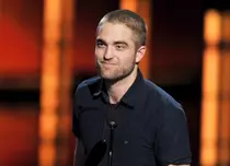 Robert Pattinson va fi Lawrence al Arabiei într-un nou film