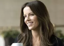 După 11 ani de dragoste, Kate Beckinsale este din nou singură