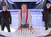 Dan Negru începe, azi, un nou sezon „Cu banii jos” 