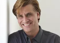 Aaron Sorkin îşi cere scuze pentru serialul „Redacţia”