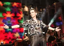 Ştefan Bănică cântă pentru femei pe 7 şi 8 martie, la Bucureşti