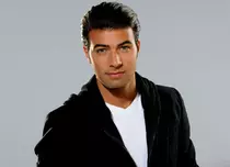Telenovelistul Jencarlos Canela a lansat videoclipul "Irreparable"