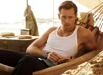 Alexander Skarsgard: „Sunt un actor, nu un sex simbol”