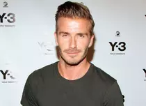 David Beckham îşi cumpără un taxi