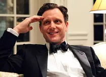 Tony Goldwyn promite un început şocant pentru sezonul 3 din „Scandal”