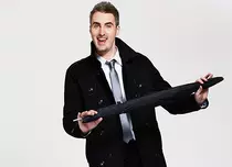 INTERVIUL ALTFEL. Ernest ar invita-o la cafea pe Monica Bellucci