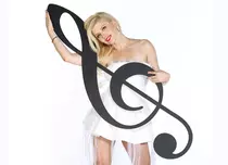 Loredana repetă intens pentru concertul din 23 noiembrie